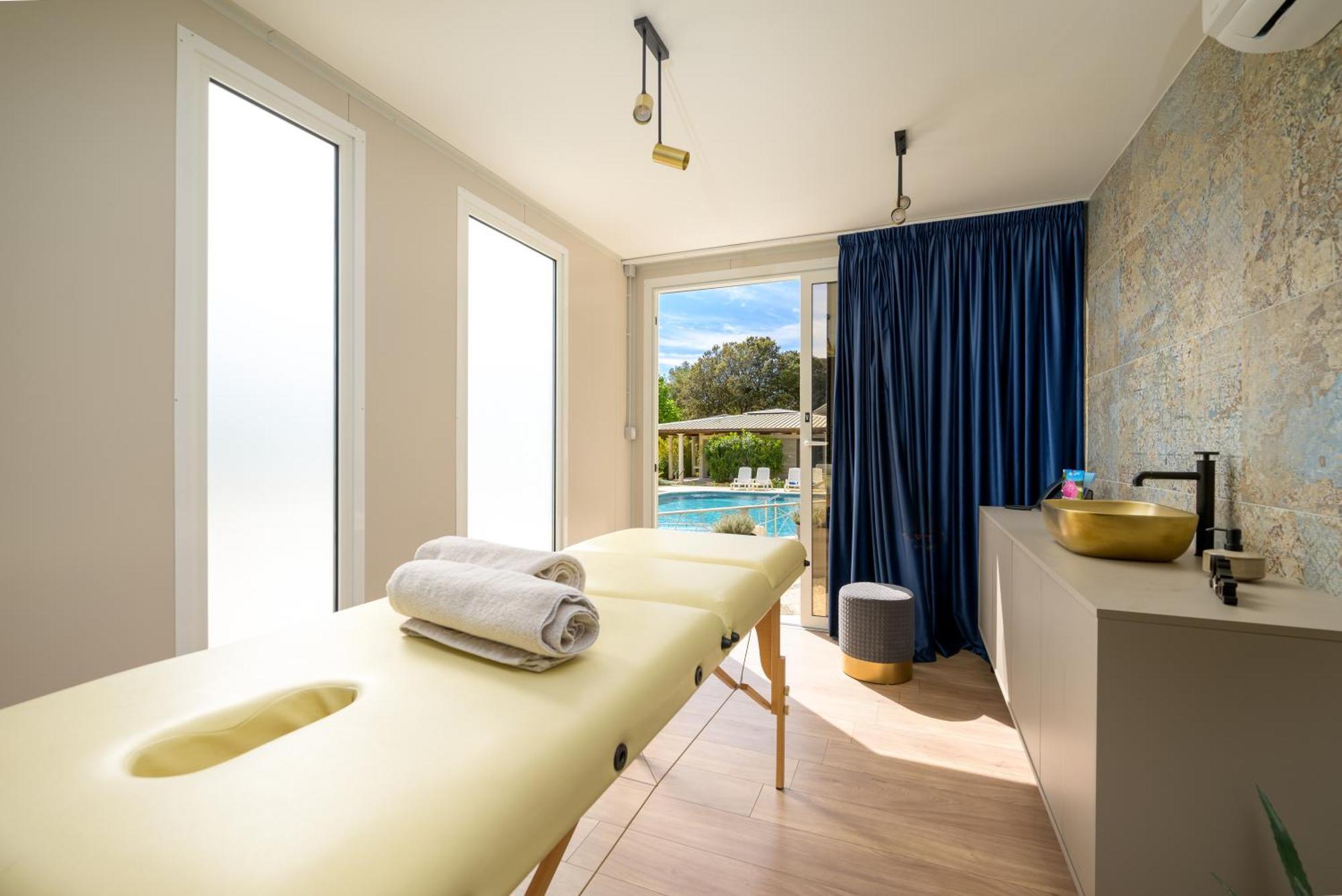 Park za odmor Mobile Homes Peskera 4*