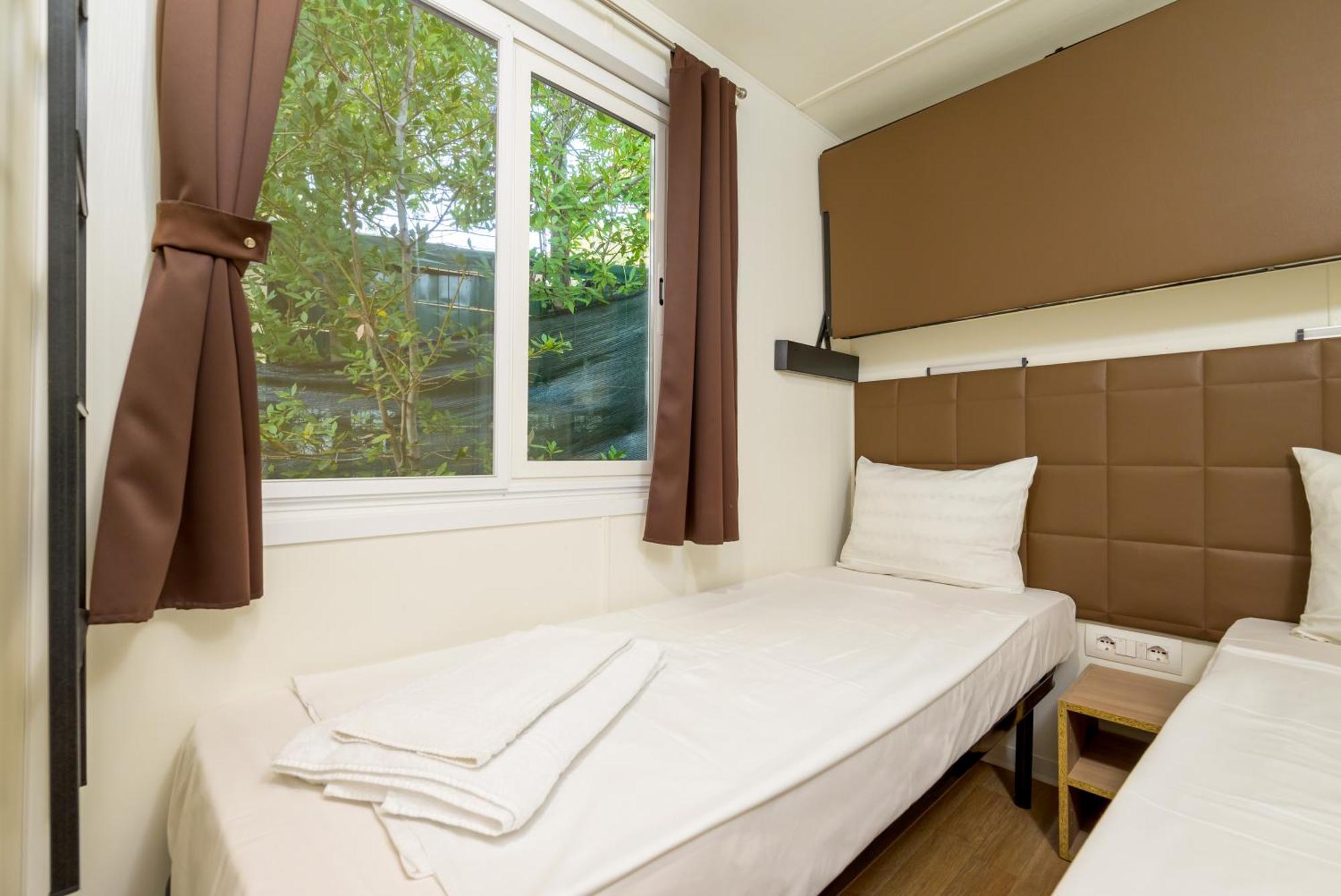 Mobile Homes Peskera 4*
